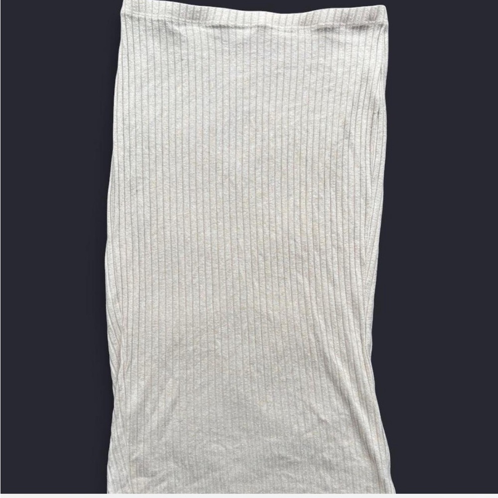 ✨ SHEIN Curve cream skirt
Size 3XL✨
